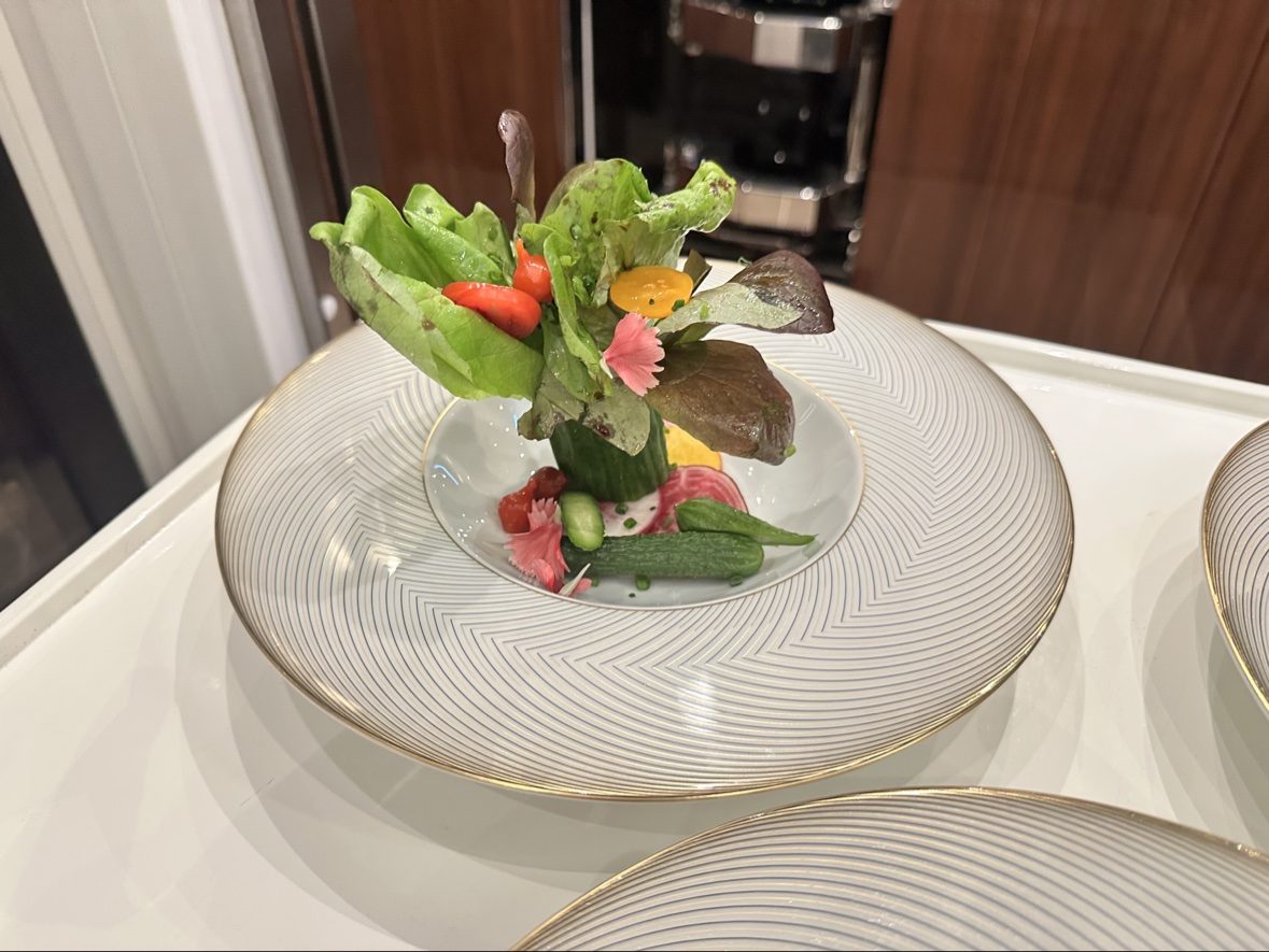 Garden salad bouquet