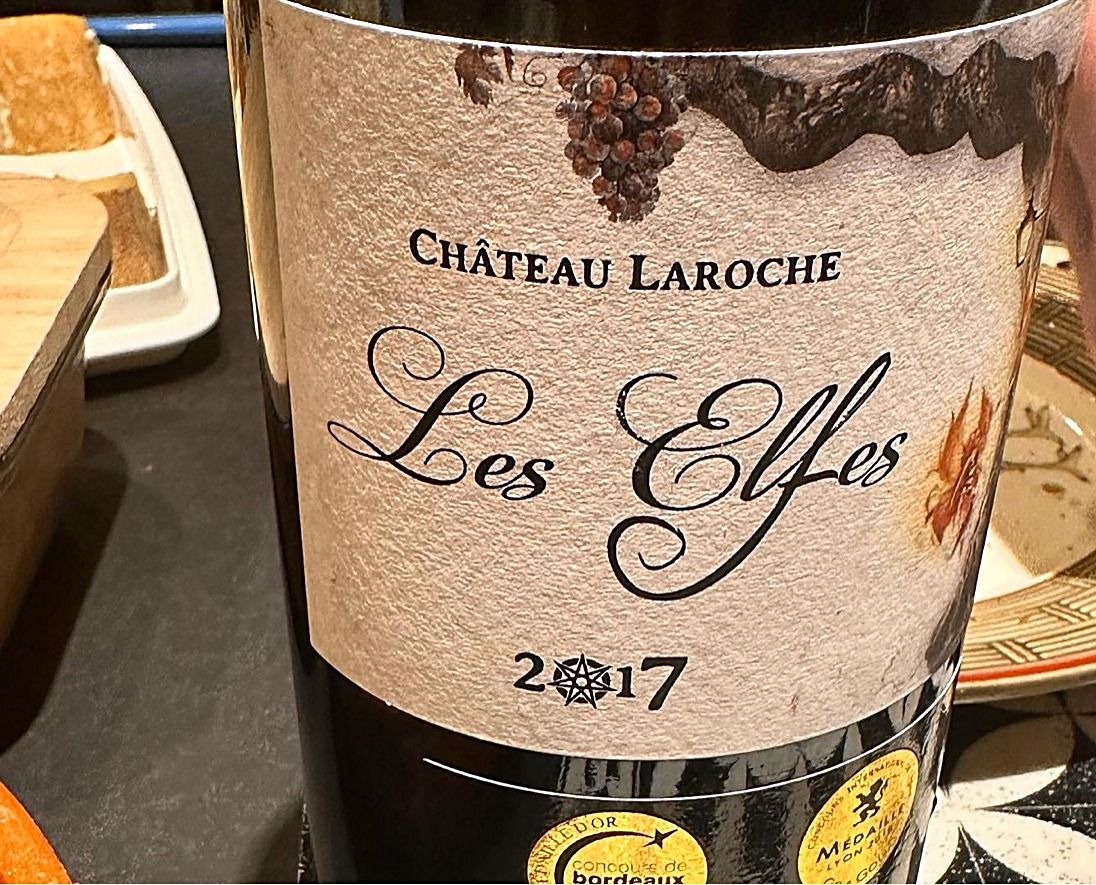 Chateau Laroche Les Elfes 2017 label close up