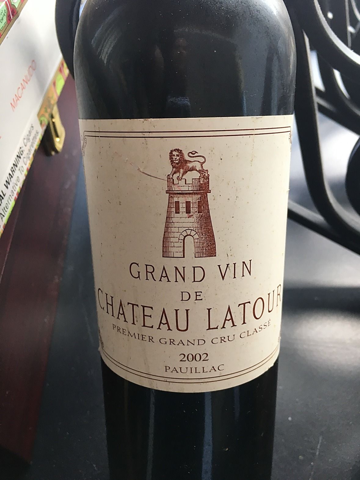 Chateau Latour 2002 label close up
